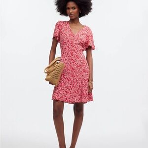 Madewell Flutter-Sleeve Mini Dress in Floral Red Ditsy Button Front Size 4 NWT
